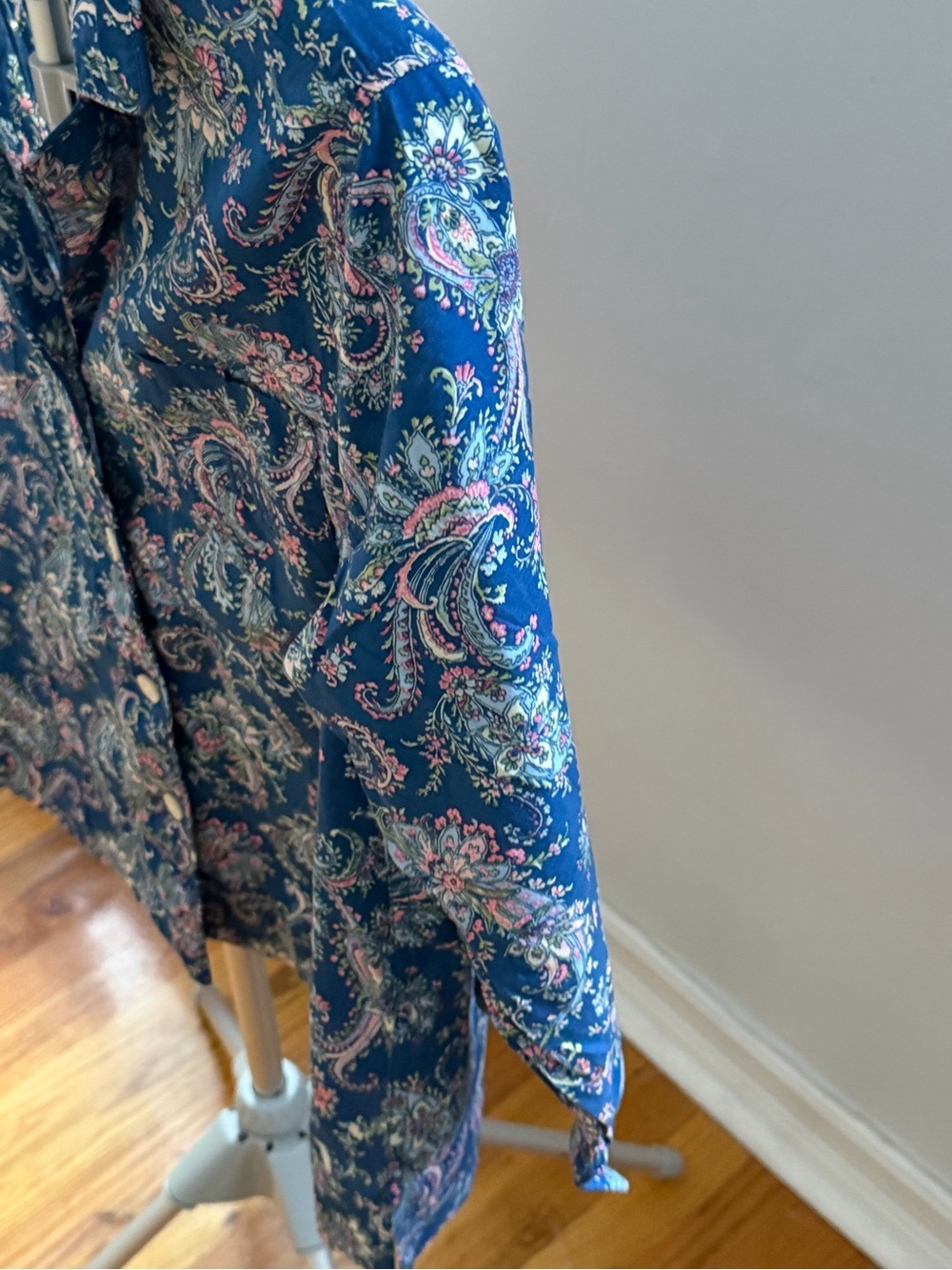 Lauren Ralph Lauren Paisley Button-Up Shirt – Size M – Like New - Picture 4 of 9